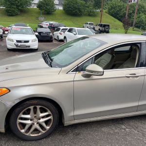 2015 FORD FUSION SE 照片 2
