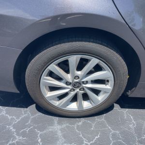 صورة مصغرة 19 لـ 2024 Toyota CAMRY LE