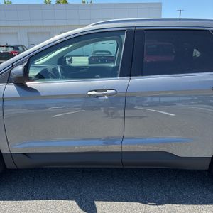 FORD EDGE SEL - 4