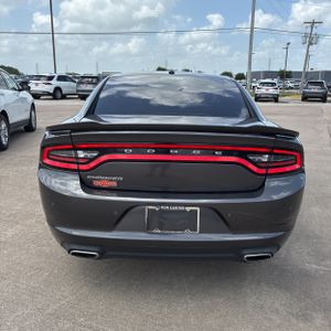 2017 Dodge CHARGER SE — фото 7