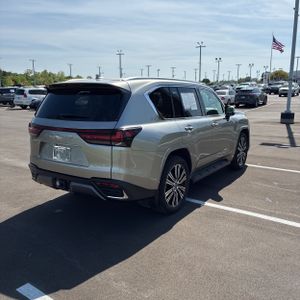 LEXUS LX 600 LUXURY - 8