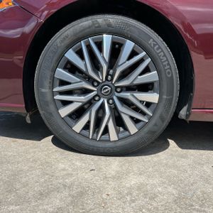 صورة 17 لـ 2025 Nissan ALTIMA SV