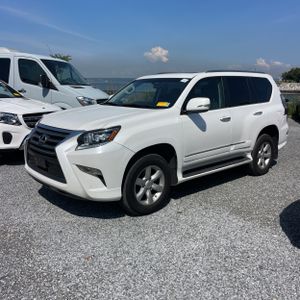 2017 Lexus GX 460 BASE — фото 3