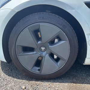 صورة مصغرة 17 لـ 2023 Tesla MODEL 3 BASE