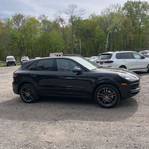 PORSCHE CAYENNE - 10