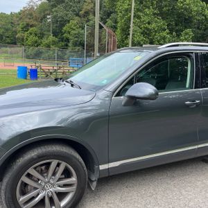 2016 Volkswagen TOUAREG VR6 LUX — фото 2
