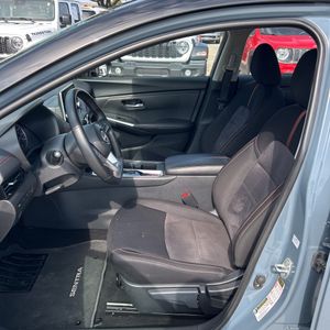 2025 Nissan SENTRA SR — миниатюра 30