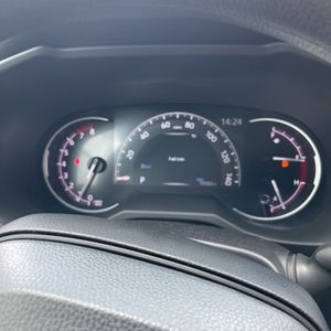 2025 Toyota RAV4 LE 缩略图 39