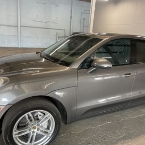 PORSCHE MACAN S - 2