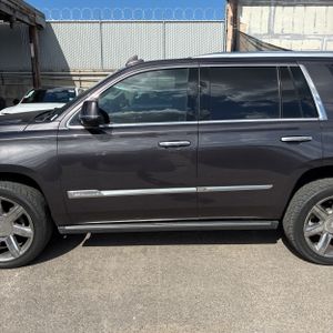 CADILLAC ESCALADE PREMIUM LUXURY - 3