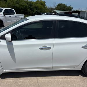 2016 Nissan SENTRA S 照片 4