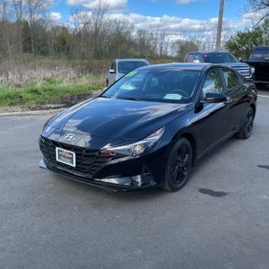 HYUNDAI ELANTRA SEL - 1