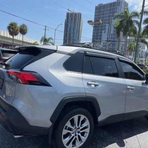 صورة 9 لـ 2024 Toyota RAV4 XLE PREMIUM