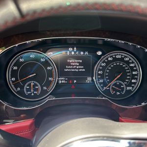 2017 Bentley BENTAYGA BASE — фото 40