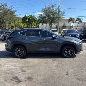 صورة 10 لـ 2024 Lexus NX 250 BASE