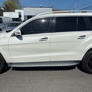 MERCEDES-BENZ GLS - 4