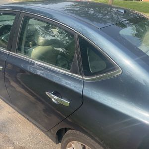 2014 Nissan SENTRA SL 照片 6
