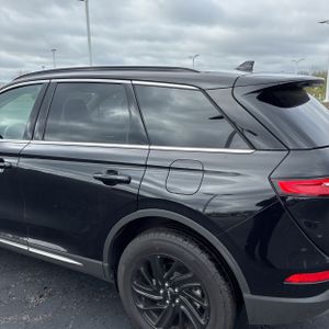 LINCOLN CORSAIR PREMIERE - 6