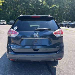 2016 Nissan ROGUE S — фото 4