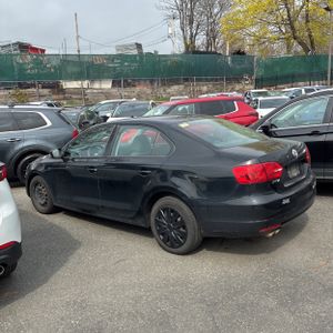 VOLKSWAGEN JETTA BASE - 3