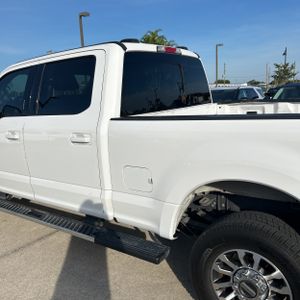 FORD F-250 SUPER DUTY LARIAT - 6