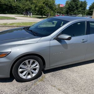 2023 Chevrolet MALIBU LT 照片 2