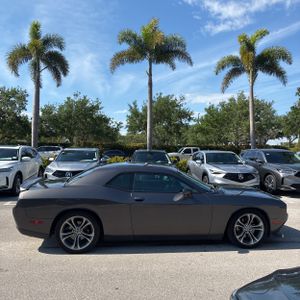 DODGE CHALLENGER GT - 10