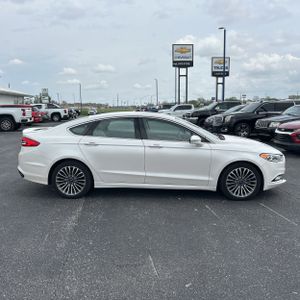 FORD FUSION TITANIUM - 10