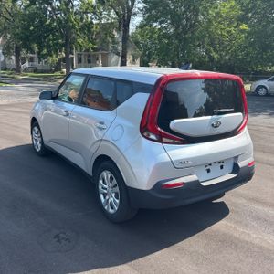 2020 KIA SOUL LX — фото 5