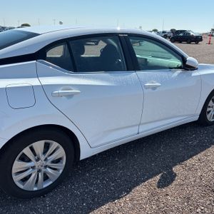 2022 Nissan SENTRA S photo 9