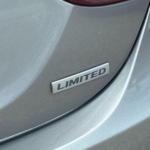2012 Hyundai ELANTRA LIMITED 照片 23