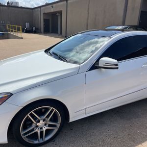 MERCEDES-BENZ E-CLASS - 2