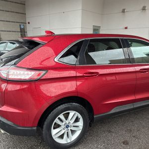 FORD EDGE SEL - 8