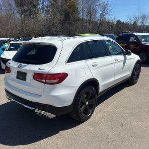 MERCEDES-BENZ GLC - 8