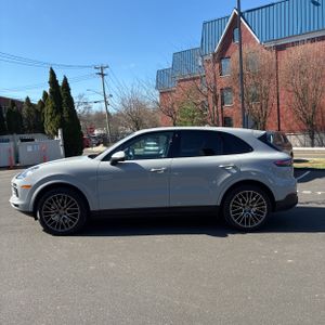 PORSCHE CAYENNE PLATINUM EDITION - 3
