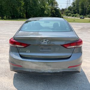 2018 Hyundai ELANTRA SE photo 7