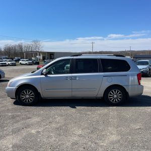 KIA SEDONA EX - 3