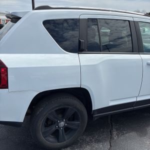JEEP COMPASS LATITUDE - 9