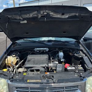 2010 FORD ESCAPE XLT 照片 41