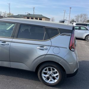 KIA SOUL LX - 6