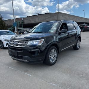 FORD EXPLORER XLT - 1