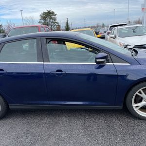 FORD FOCUS TITANIUM - 10