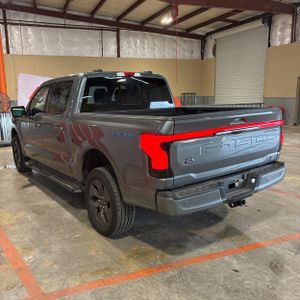FORD F-150 LIGHTNING LARIAT - 3