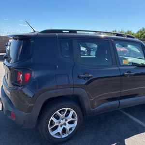 JEEP RENEGADE - 9