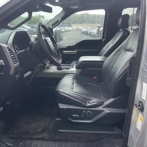 2016 FORD F-150 LARIAT thumbnail 32
