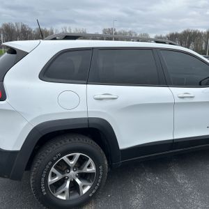JEEP CHEROKEE TRAILHAWK - 9