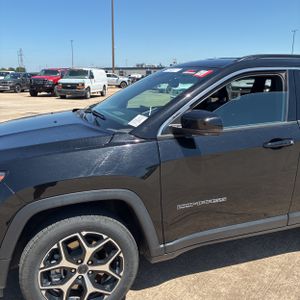 JEEP COMPASS LIMITED 4X4 - 2