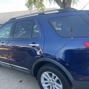 FORD EXPLORER XLT - 6