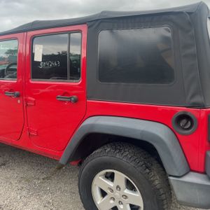 صورة 4 لـ 2016 JEEP WRANGLER UNLIMITED SPORT