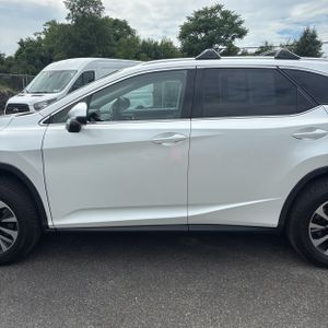 صورة 4 لـ 2020 Lexus RX 350L BASE
